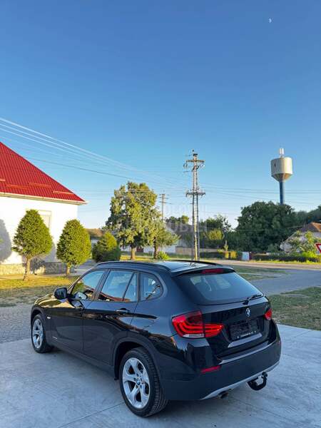 BMW X1 X-drive18d 2.0