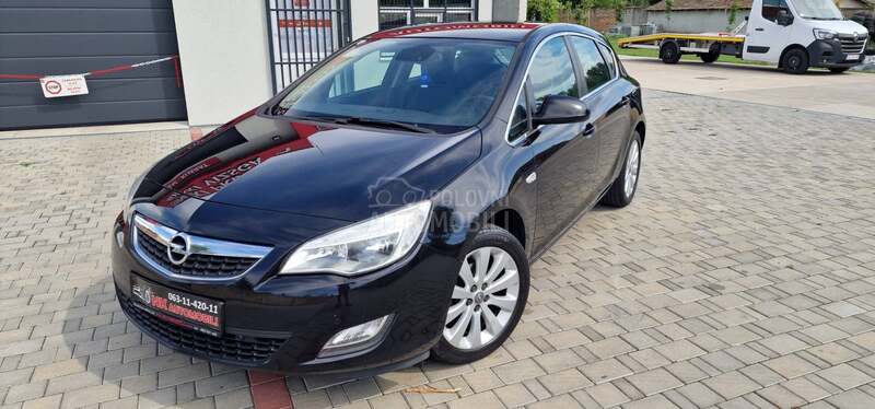 Opel Astra J 1.4 Turbo Sport