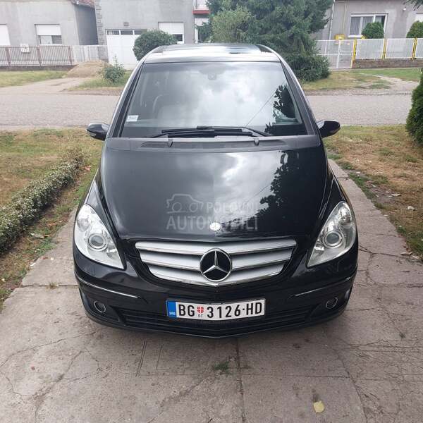 Mercedes Benz B 200 2.0 designo