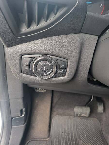 Ford Tourneo Connect 
