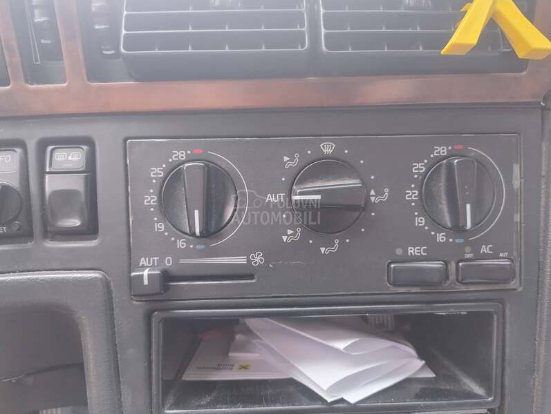 Volvo 850 
