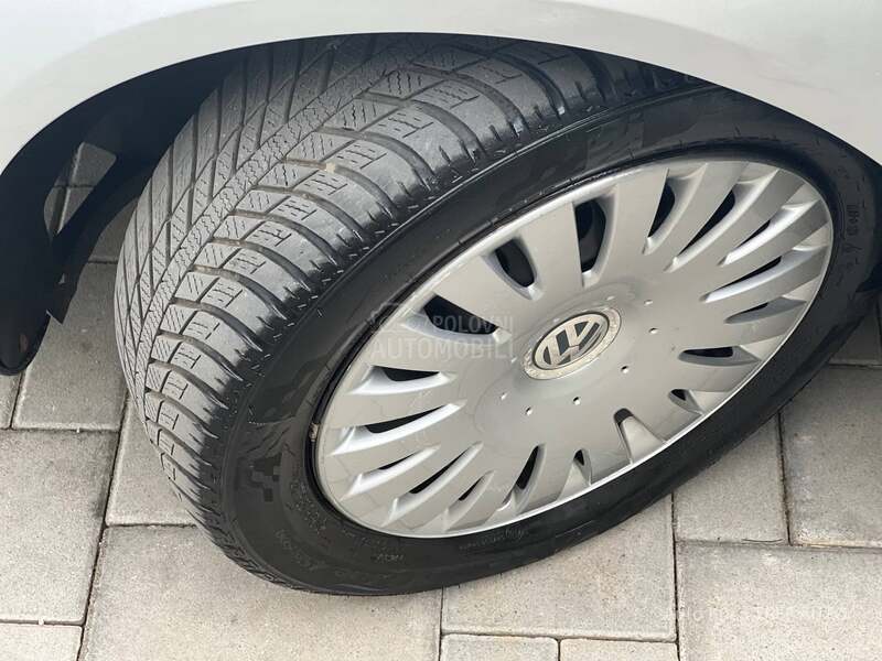 Volkswagen Passat B6 2.0 TDI/8v/SPORTLINE