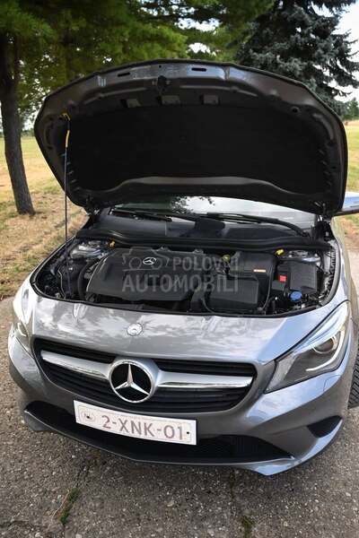 Mercedes Benz CLA 180 
