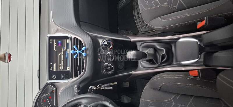Peugeot 2008 veliki.servis