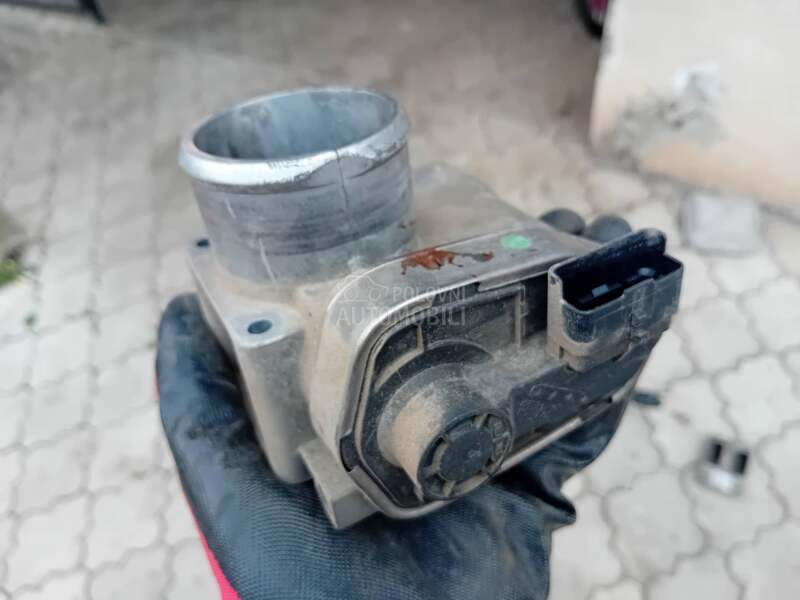 Klapna gasa 1.6 benzin