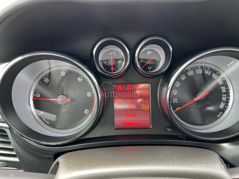 Opel Zafira 2.0cdti COSMO NOV