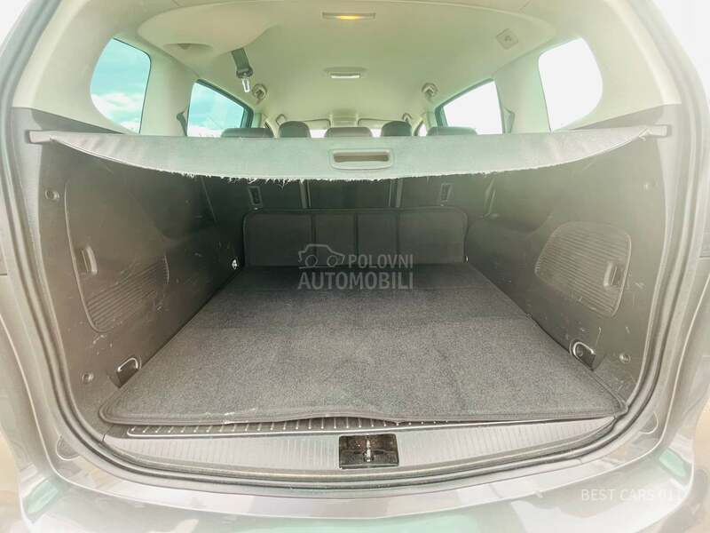 Opel Zafira 2.0cdti COSMO NOV
