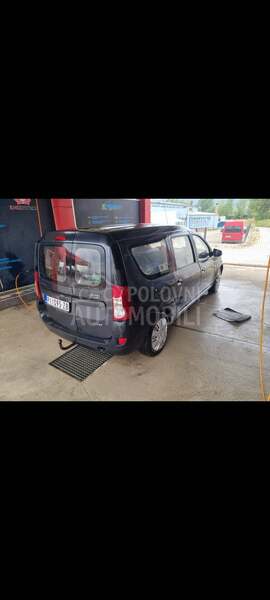 Dacia Logan 