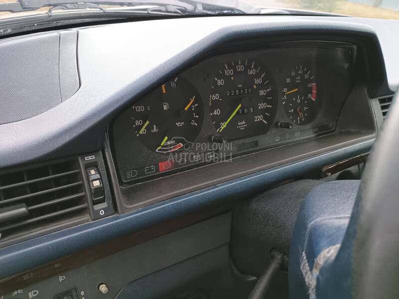 Mercedes Benz E 124 230E