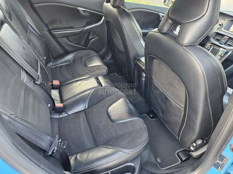 Volvo V40 D2 R DESIGN
