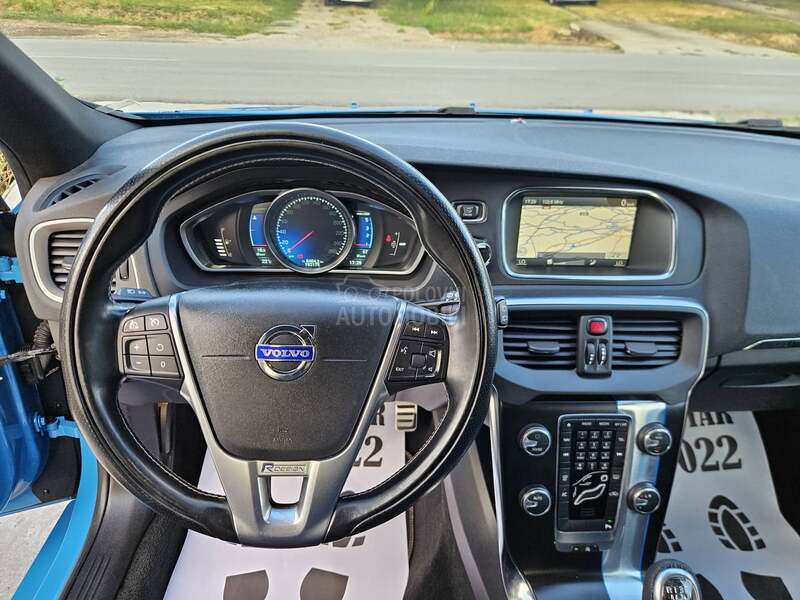 Volvo V40 D2 R DESIGN
