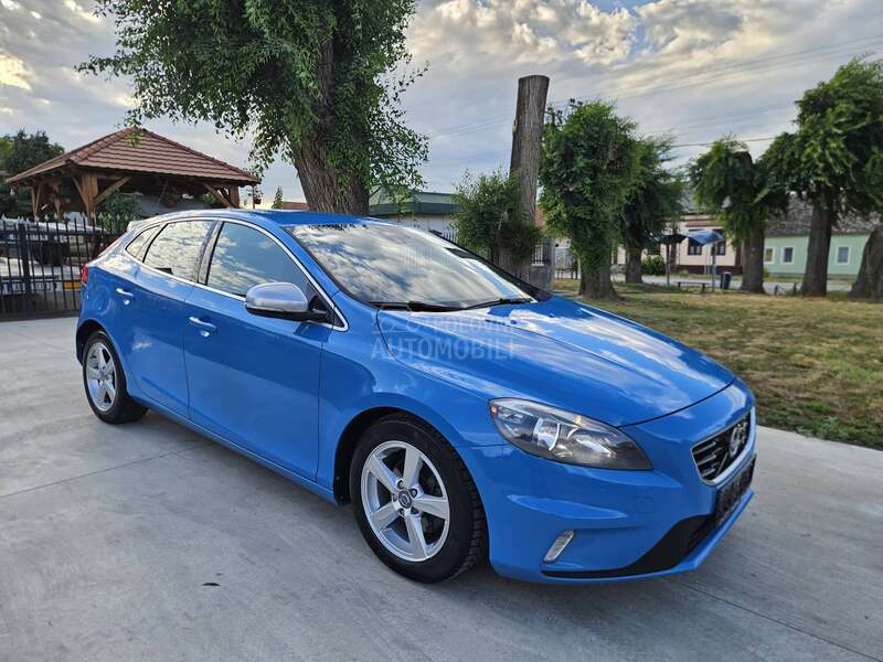 Volvo V40 D2 R DESIGN