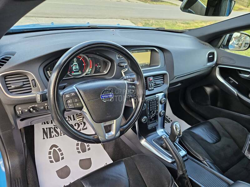 Volvo V40 D2 R DESIGN