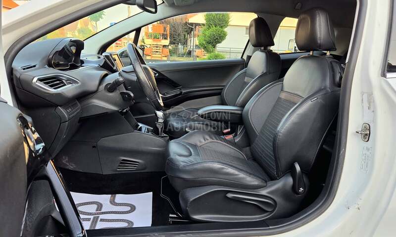 Peugeot 208 GT-Line/120.000km