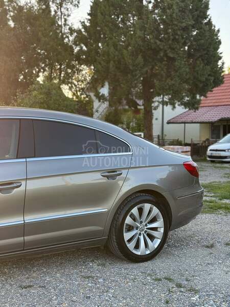 Volkswagen Passat CC 2.0 DSG