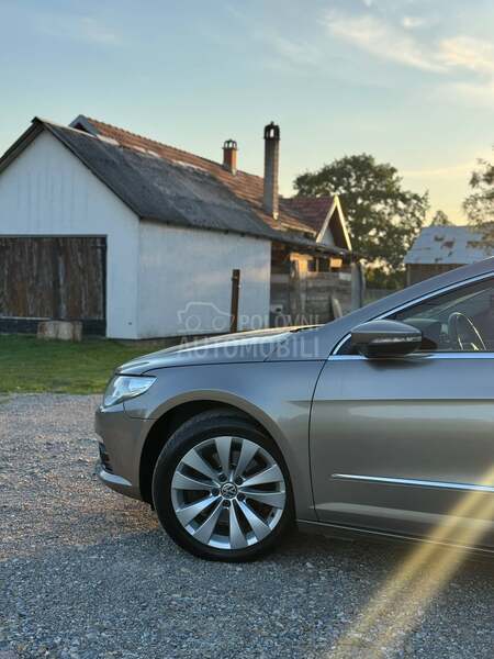Volkswagen Passat CC 2.0 DSG