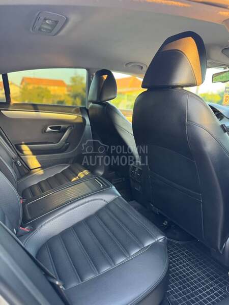 Volkswagen Passat CC 2.0 DSG