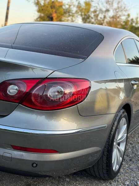 Volkswagen Passat CC 2.0 DSG