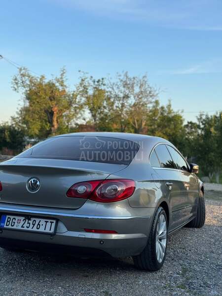 Volkswagen Passat CC 2.0 DSG