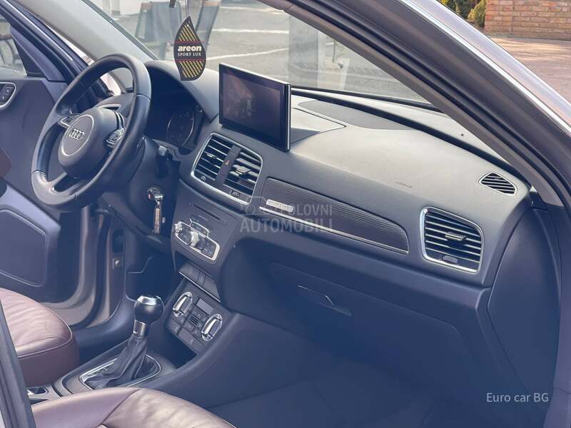 Audi Q3 A.U.T L.E.D