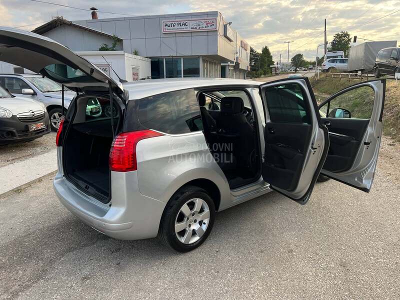Peugeot 5008 1.6hdi