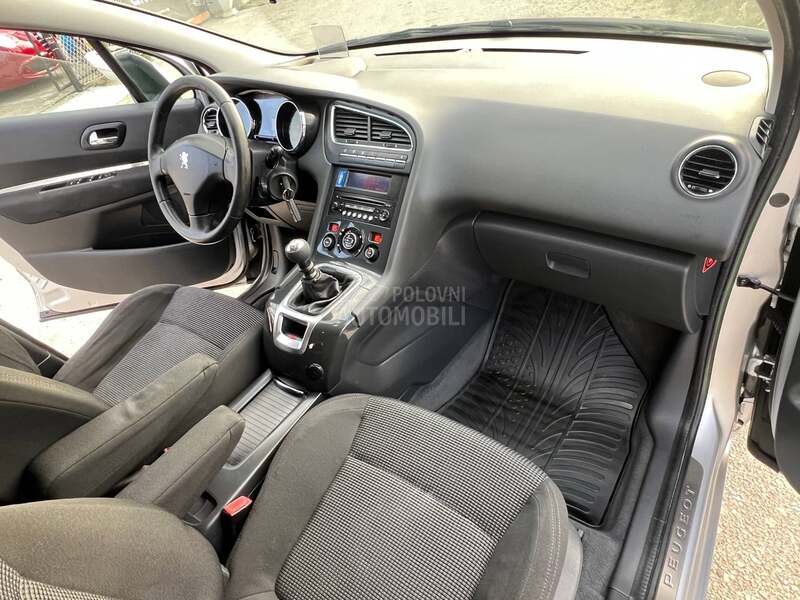 Peugeot 5008 1.6hdi