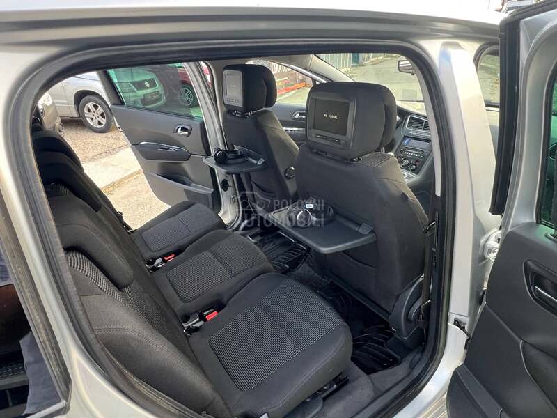 Peugeot 5008 1.6hdi