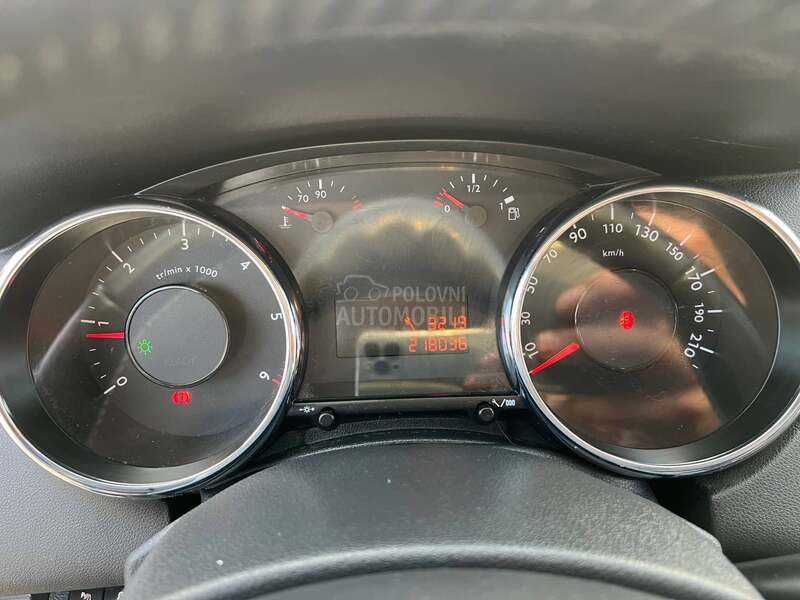Peugeot 5008 1.6hdi
