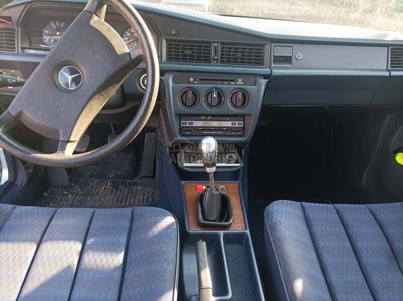Mercedes Benz 190 