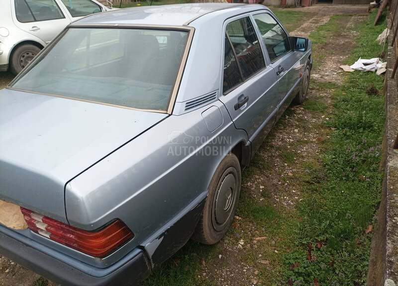 Mercedes Benz 190 