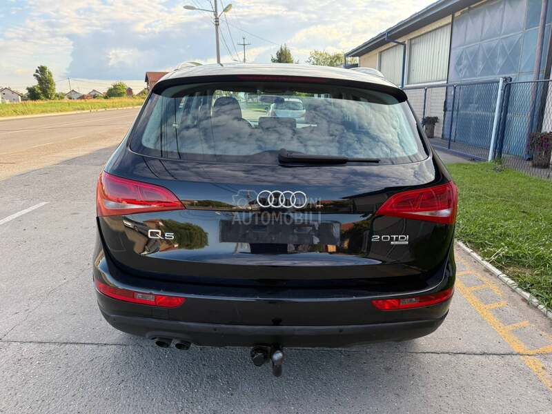Audi Q5 2.0 tdi /QUATTRO/FUL