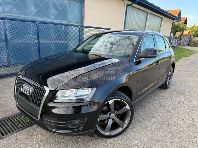 Audi Q5 2.0 tdi /QUATTRO/FUL