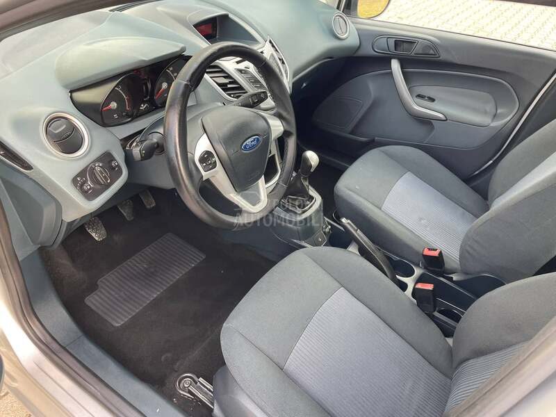 Ford Fiesta 1.2 2011 130.oook.m