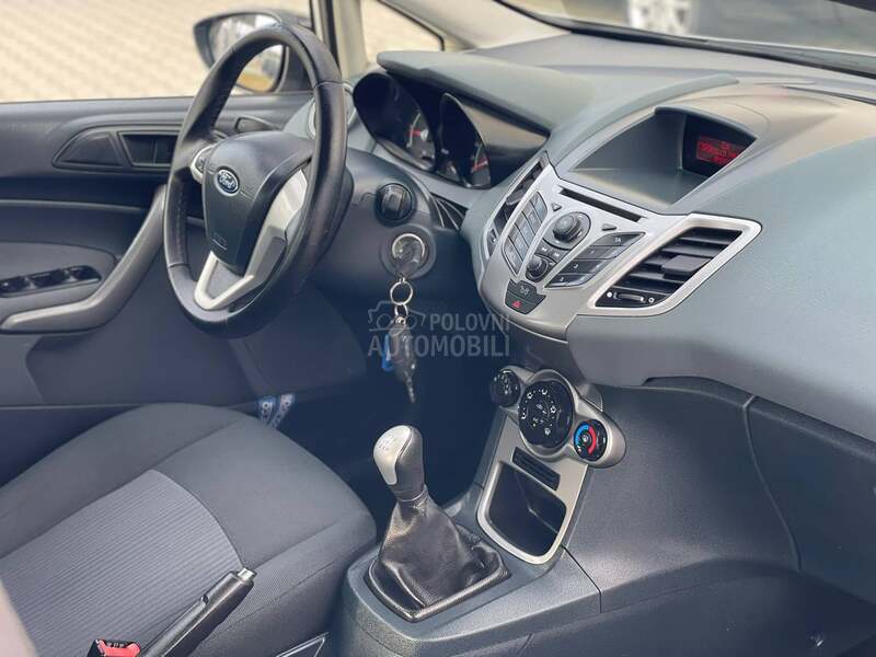 Ford Fiesta 1.2 2011 130.oook.m