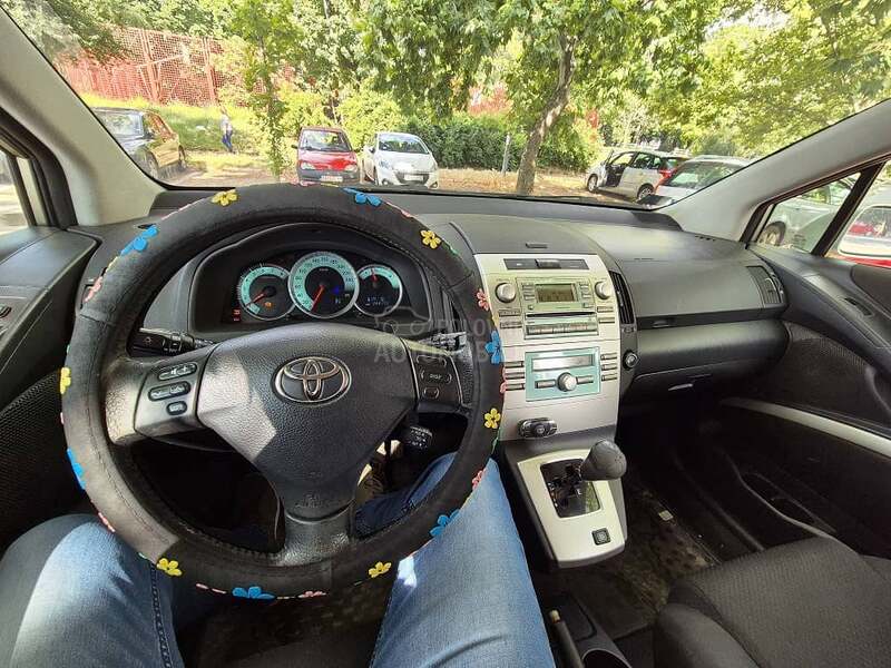Toyota Corolla Verso 