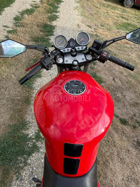 Hyosung GT 250