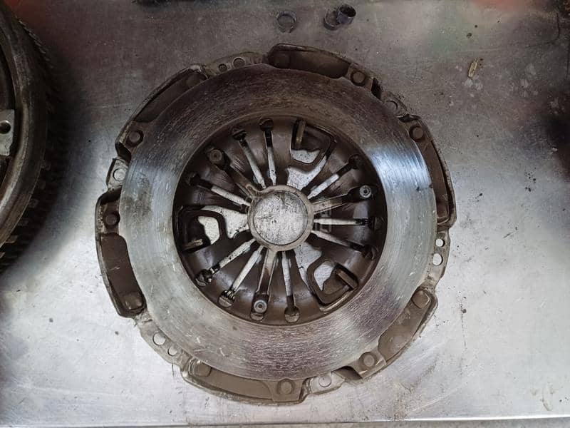 ZAMAJAC SA KORPOM ZA W169 CDI