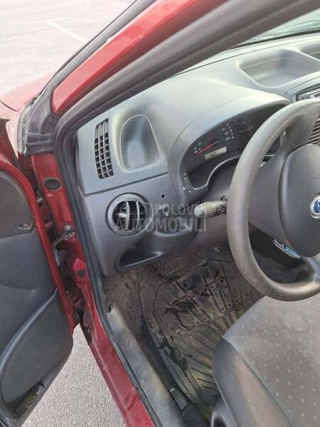 Zastava 10 Fiat Punto