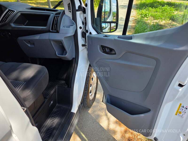 Ford Transit 350L4