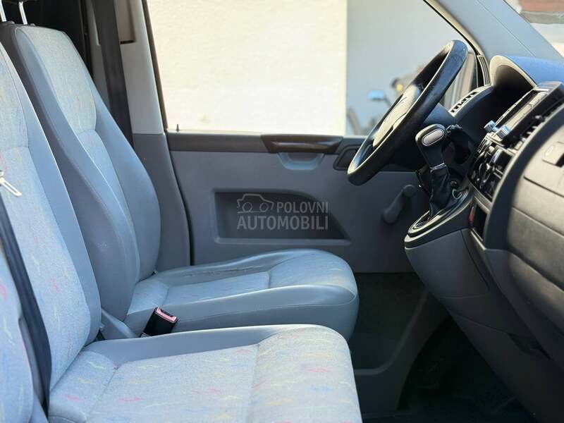 Volkswagen Transporter T5 2.5 TDI CH