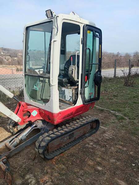 Takeuchi tb 216