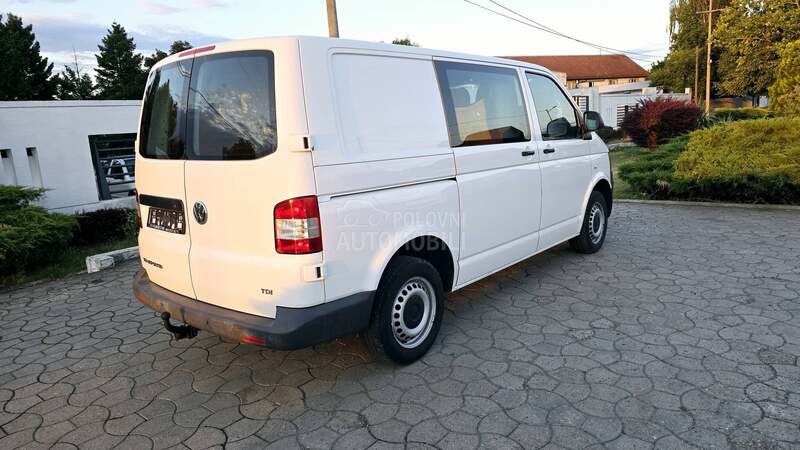 Volkswagen Transporter T5 2.0 TDI
