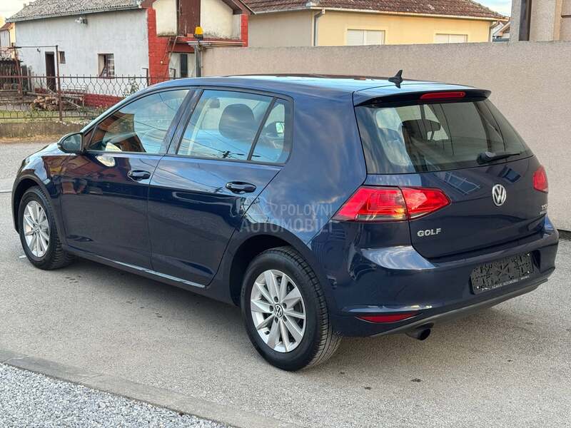 Volkswagen Golf 7 1.2TSI/NAV