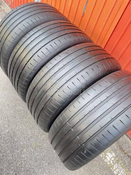 Dunlop 245/45 R18 Letnja