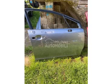 PREDNJA DESNA VRATA za Citroen C4 od 2004. do 2008. god.