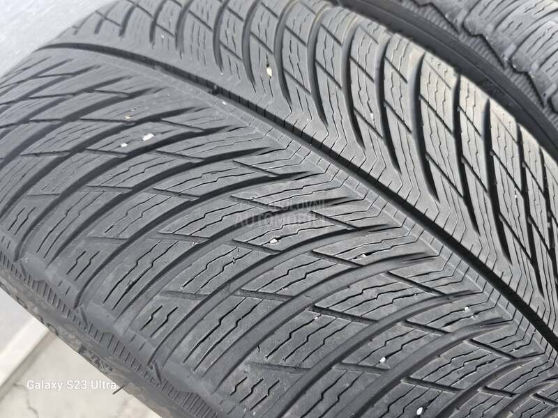 Michelin 245/40 R19 Zimska