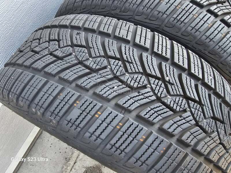 Goodyear 225/45 R18 Zimska