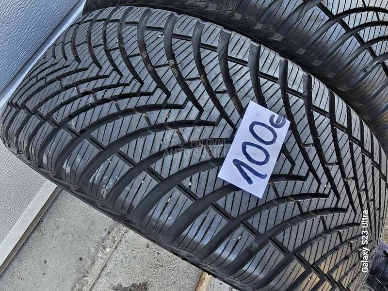 Kumho 215/45 R16 Sve sezone