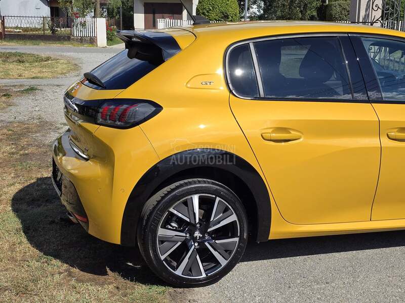 Peugeot 208 1.2 GT/AUT/LED