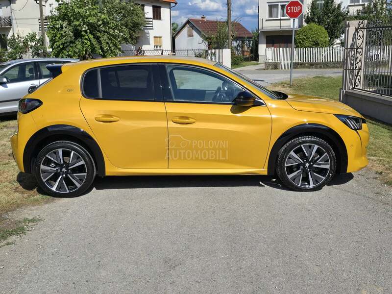Peugeot 208 1.2 GT/AUT/LED